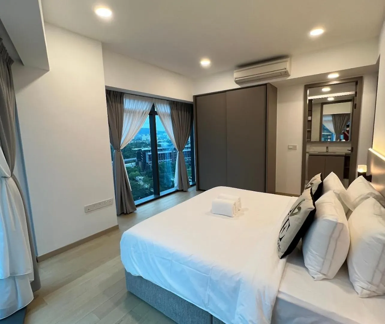 Апартаменты Eaton Residence Klcc By Hm Costa Doro Куала-Лумпур Малайзия